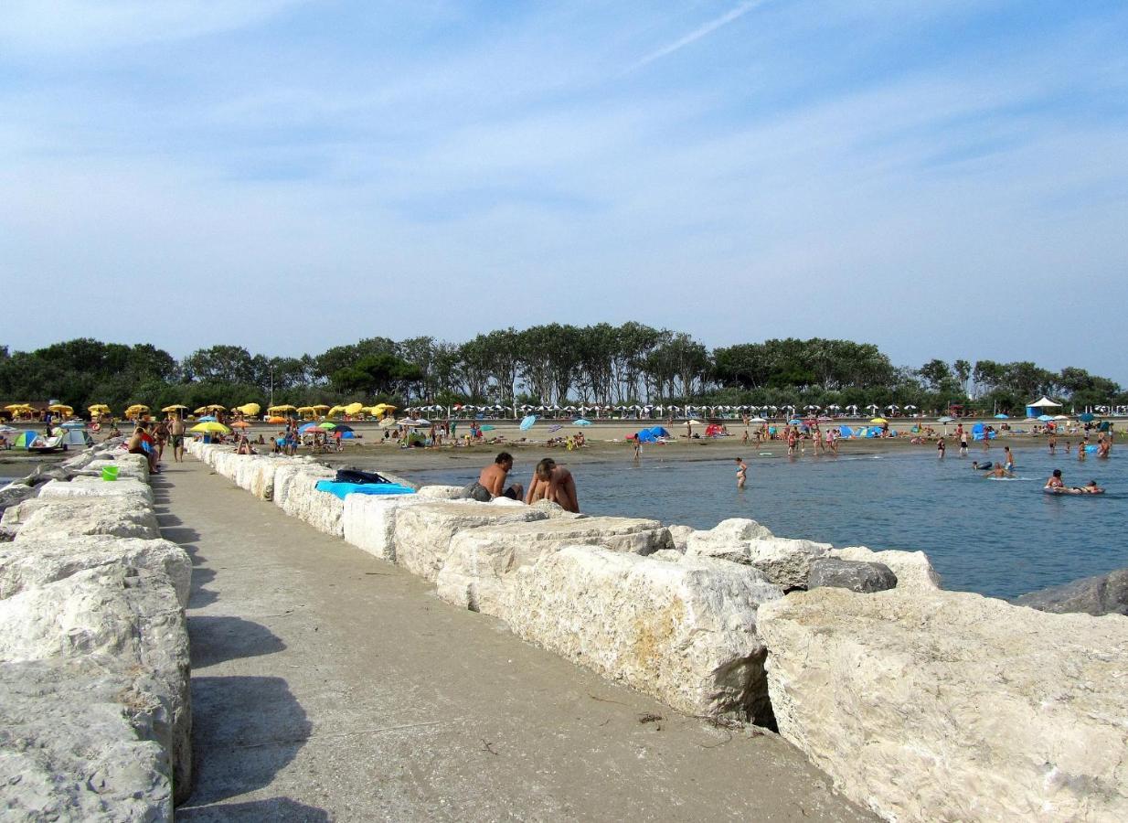Pini Village Lido Altanea Caorle Eksteriør billede