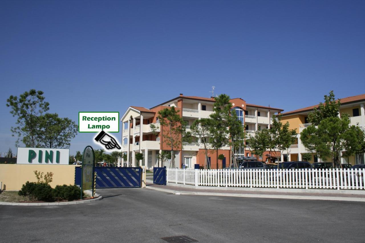 Pini Village Lido Altanea Caorle Eksteriør billede