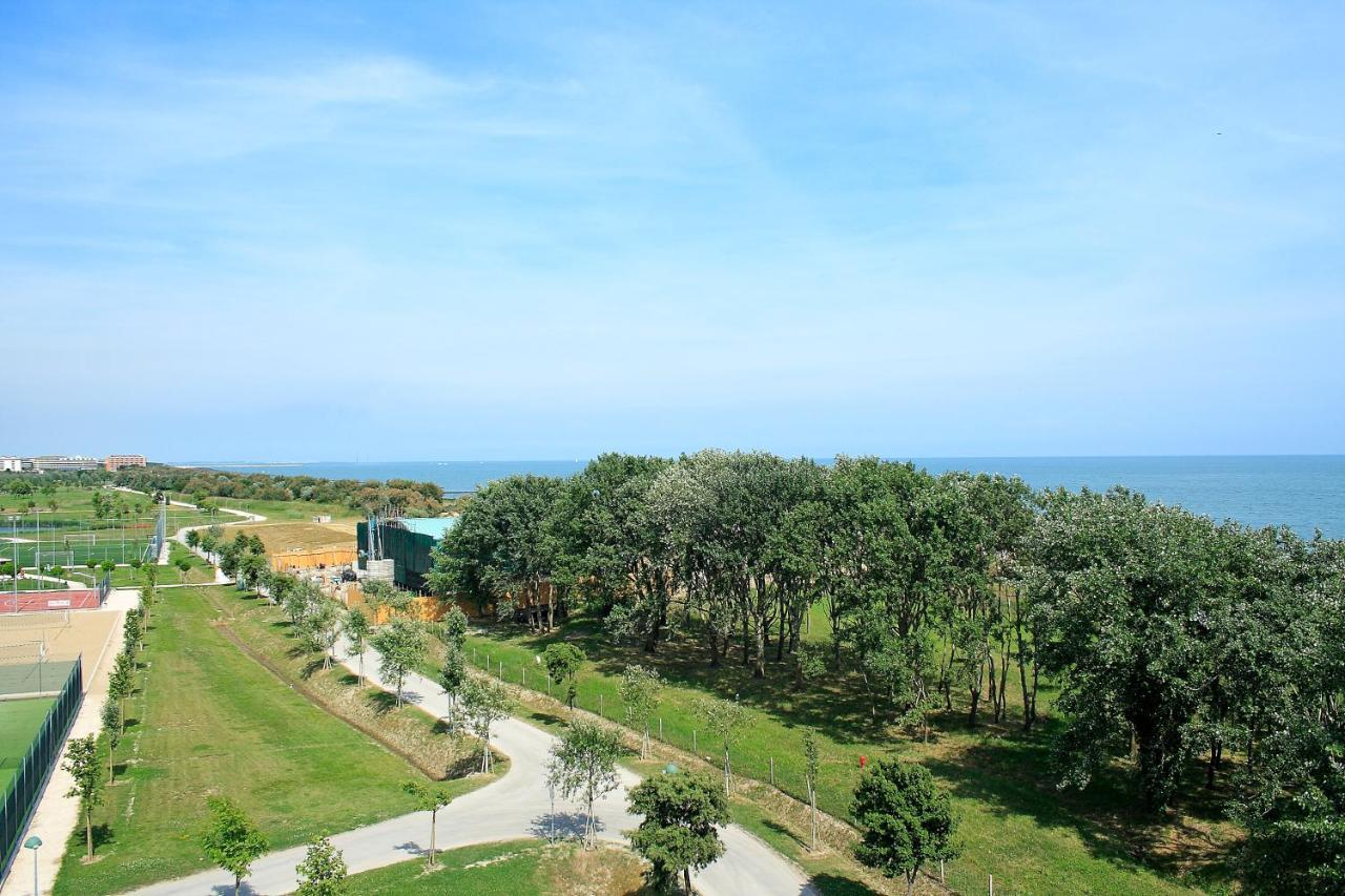 Pini Village Lido Altanea Caorle Eksteriør billede